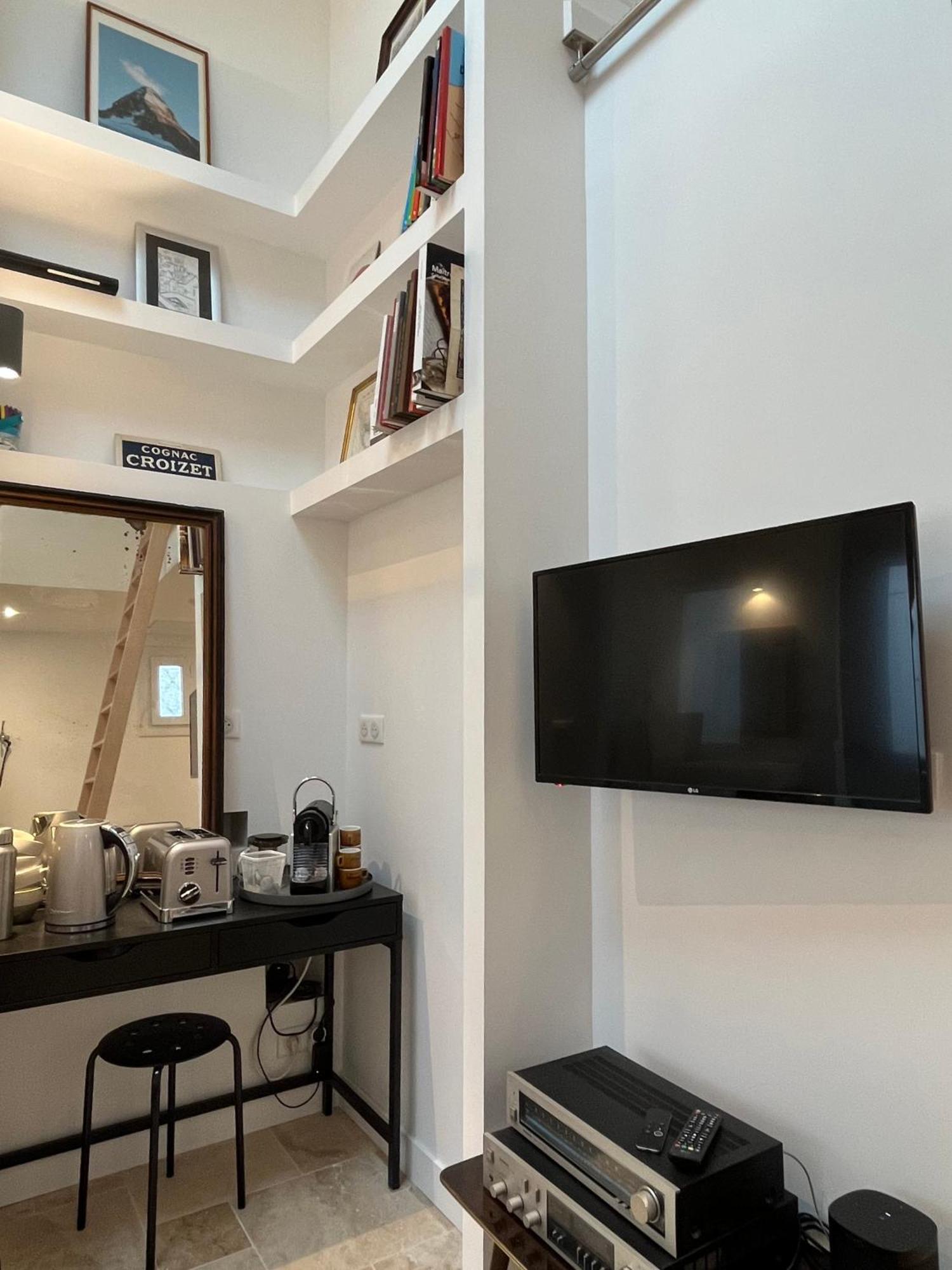 Appartement Loft Avec Terrasse Et Jardin à Angoulême Extérieur photo