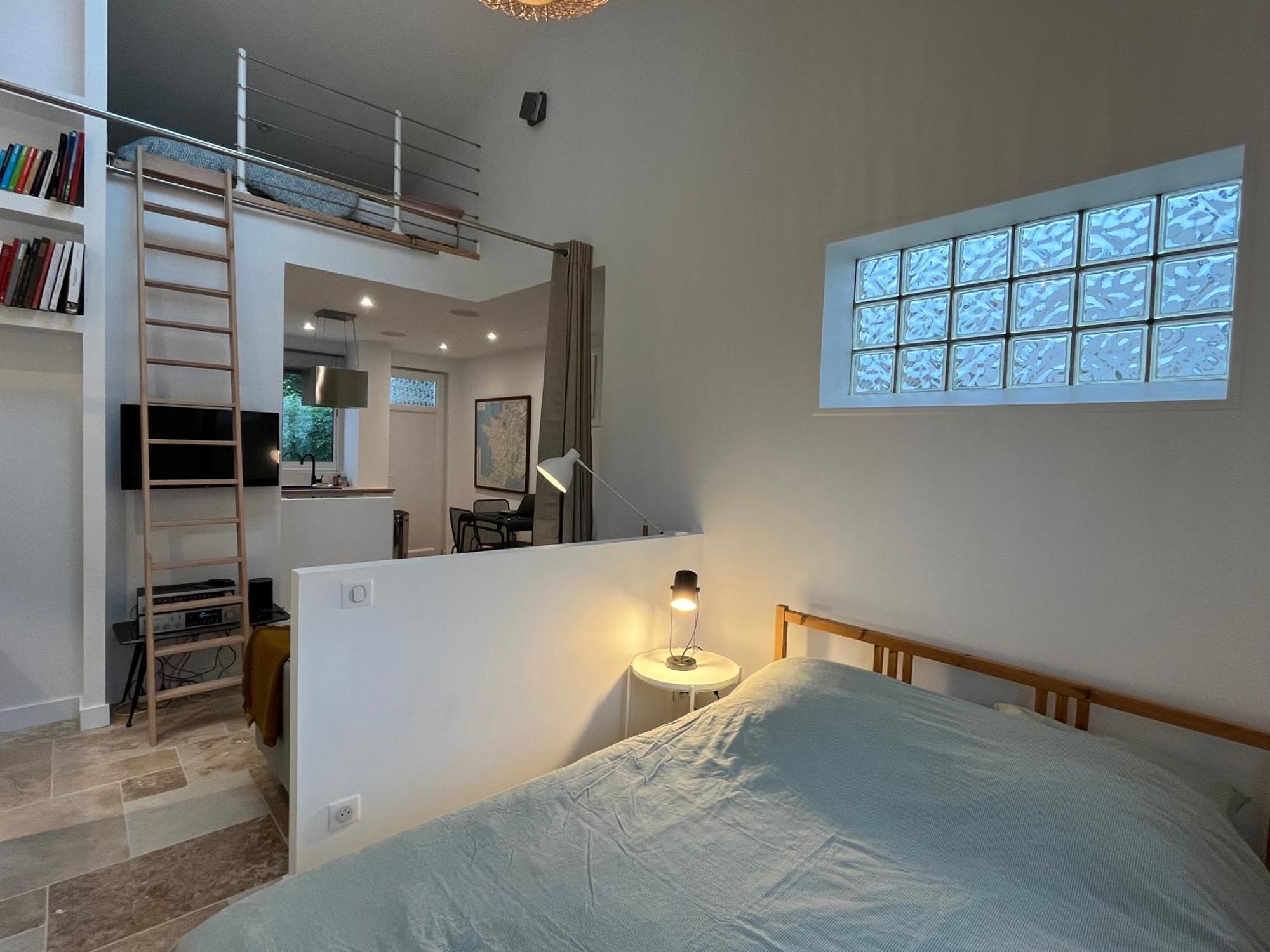 Appartement Loft Avec Terrasse Et Jardin à Angoulême Extérieur photo